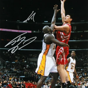 Shaquille O'Neal & Yao Ming Authentic Signed 16x20 Vertical Photo BAS Witnessed