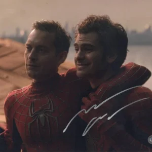 ANDREW GARFIELD SIGNED 11X14 PHOTO SPIDER-MAN NO WAY HOME AUTOGRAPH BECKETT 13