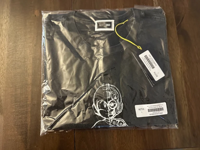 KITH X CAPCOM MEGA MAN T TEE SHIRT BLACK SIZE L LARGE IN HAND NWT NEW SKETCH COLLECTIBLE MEMORABILIA