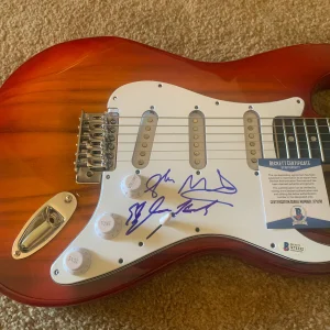 Sex Pistols Steve Jones Glen Matlock Signed Autographed Guitar Beckett Certified