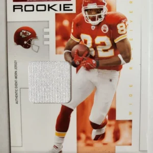 2007 DONRUSS PLAYOFF DWAYNE BOWE CHIEFS ROOKIE #110 75/100 GAME WORN JERSEY