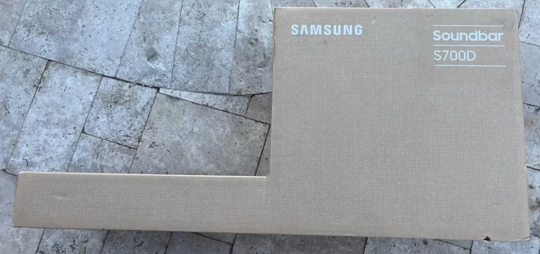 Samsung - HW-S700D 3.1 Channel S-Series Soundbar with Wireless Subwoofer NEW