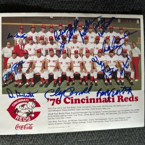 14 1976 Cincinnati Reds Team Signed 8 X 10 Picture Pete Rose George Foster BRM