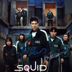 "Squid Game" AUTOGRAPHS Signed 11x17 Photo - Lee Jung-jae, Hwang Dong-hyuk +2