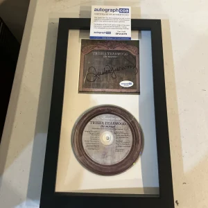 TRISHA YEARWOOD SIGNED AUTOGRAPH FRAMED CD DISPLAY ACOA THE MIRROR COUNTRY