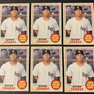 (6) 2017 TOPPS HERITAGE #100 GLEYBER TORRES RC CARDS