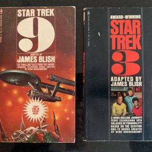 STAR TREK LOT OF 2 VINTAGE PAPERBACKS BOOKS FROM THE 1970'S       STAR TREK 3+9