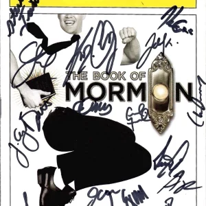 THE BOOK OF MORMON SIGNED 2019 NY CITY PLAYBILL+COA SIGNED BY CAST