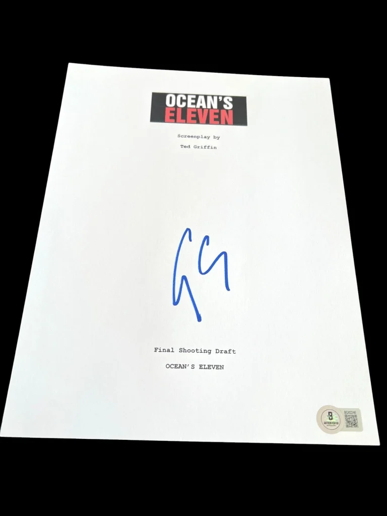 GEORGE CLOONEY SIGNED AUTOGRAPH MOVIE SCRIPT OCEANS ELEVEN PITT BECKETT BAS E