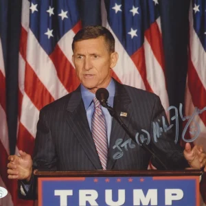 GENERAL MICHAEL FLYNN SIGNED 8X10 PHOTO 6 JSA