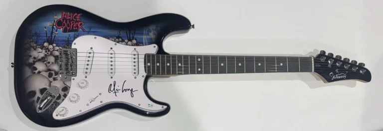 ALICE COOPER SIGNED SKULL ELECTRIC GUITAR PROOF PSA COA