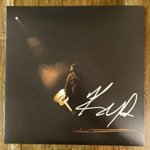 ‘Kameron Marlowe’ Signed Vinyl Album ‘Keepin’ The Lights On’ Country Beckett