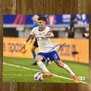 Christian Pulisic ‘USMNT’ USA Soccer Star Signed 11x14 Photo Beckett Chelsea