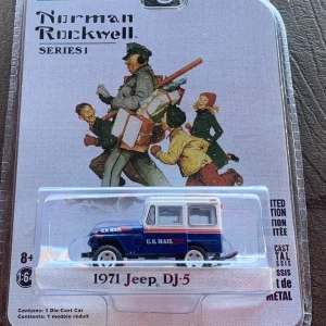 Greenlight 1/64 Norman Rockwell 1971 Postal Jeep DJ-5 Green Machine Chase B2