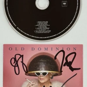 BAND SIGNED Old Dominion AUTOGRAPHED Barbara CD Booklet Book BAS Beckett COA