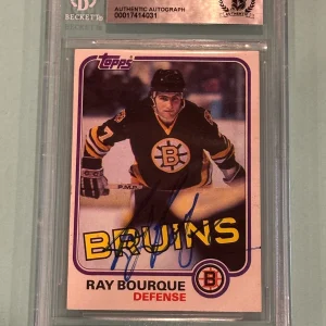 RAY BOURQUE Signed 1981-82 TOPPS Card #5 Beckett BAS