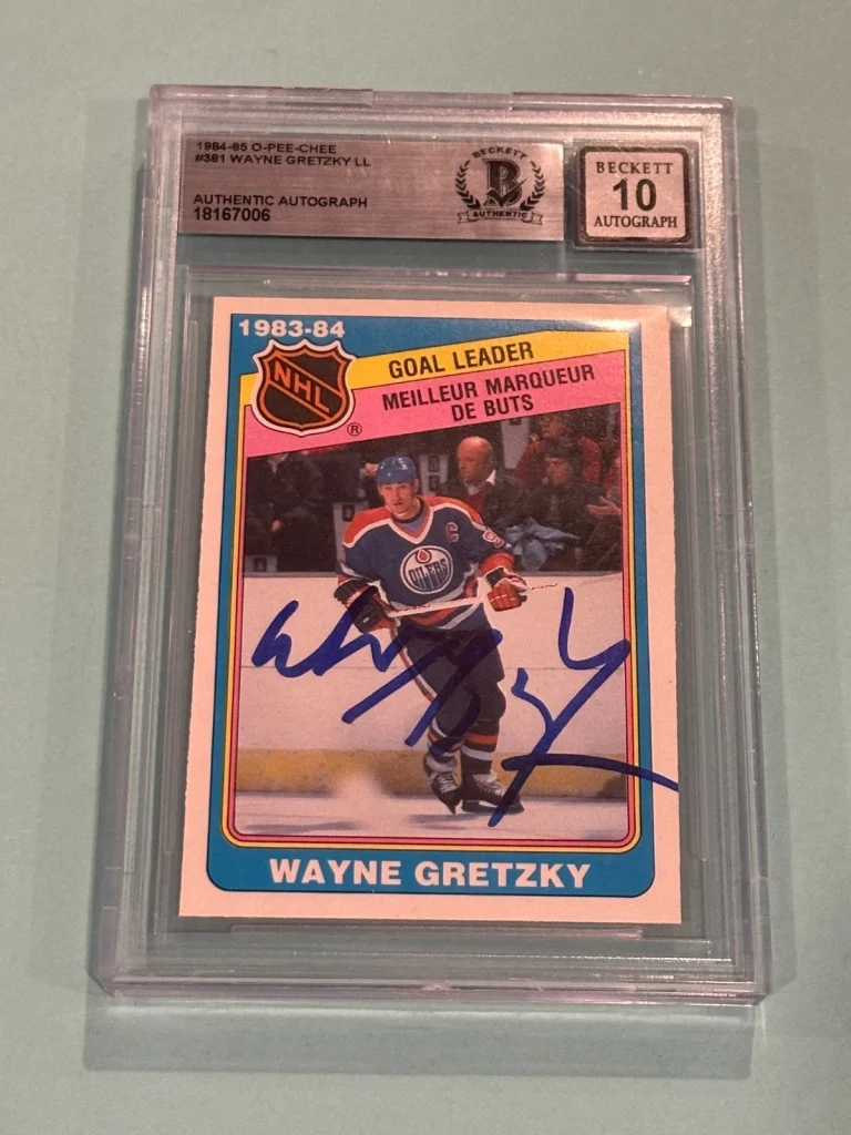 WAYNE GRETZKY Signed 1984-85 O-PEE-CHEE G Leader Card #381 Beckett BAS AUTO 10