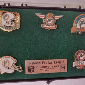 VINTAGE 1990'S NFL FOOTBALL MIAMI DOLPHINS 5PC PIN SET PETER DAVID W/CASE