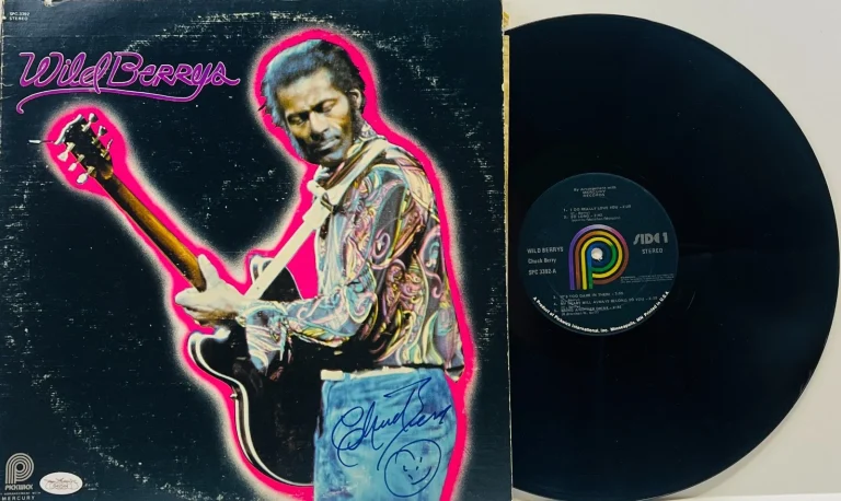 CHUCK BERRY Signed Autograph LP Cover 