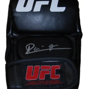 ALEXANDRE PANTOJA signed (UFC MMA autographed Fighting glove BECKETT BAS