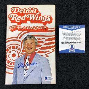 Alex Delvecchio Signed Detroit Red Wings 1974/75 Media Guide Beckett COA