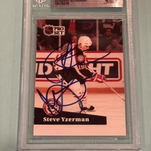 STEVE YZERMAN Signed 1991-92 PRO SET Card #281 Beckett BAS