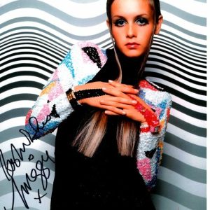 TWIGGY signed autographed 8x10 photo
