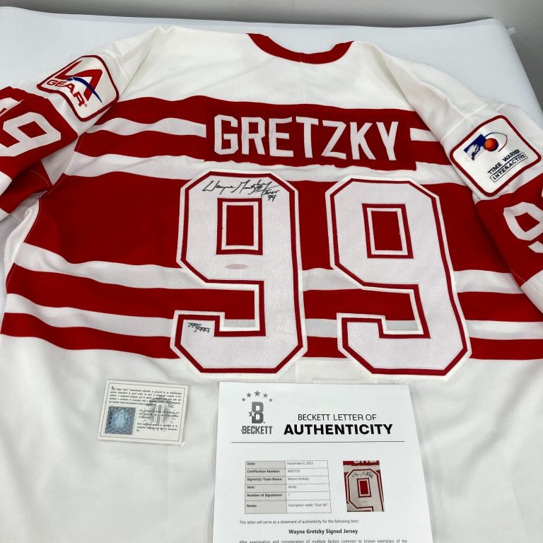 Wayne Gretzky Signed 1994 Authentic 