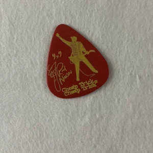 RICK NIELSEN GUITAR PICK CHEAP TRICK GUITARIST RARE AUTHENTIC