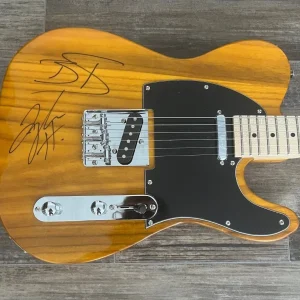 * FLORIDA GEORGIA LINE * signed electric guitar * TYLER HUBBARD BRIAN KELLEY * 2