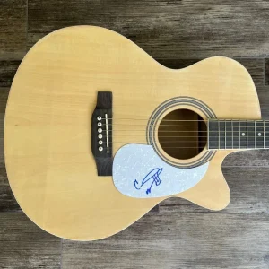 * CARRIE UNDERWOOD * signed acoustic guitar * JESUS TAKE THE WHEEL * COA * 1