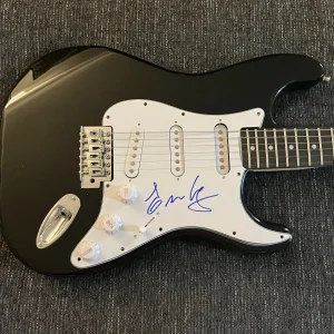 * ERIC AVERY * signed guitar * JANE'S ADDICTION * COA * 2