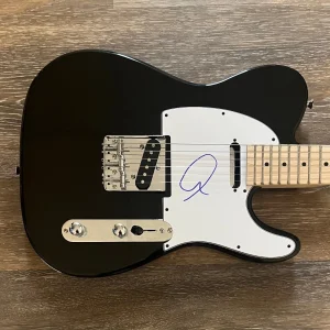 * CHRIS DIFFORD * signed electric guitar * SQUEEZE UK BAND * 1