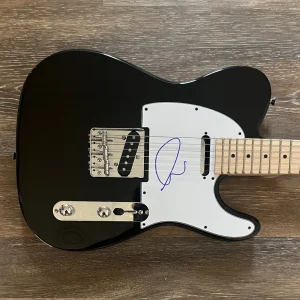 * CHRIS DIFFORD * signed electric guitar * SQUEEZE UK BAND * 2