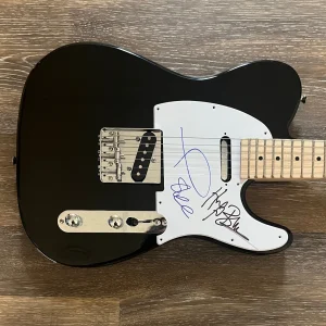 * GANG OF FOUR * signed electric guitar * JON KING, HUGO BURNHAM & SARA LEE * 1