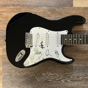 * FOO FIGHTERS * signed electric guitar * TAYLOR HAWKINS, NATE, PAT & RAMI * 1