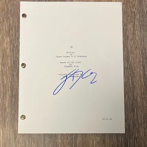 * JACK DYLAN GRAZER * signed full movie script * IT * 1