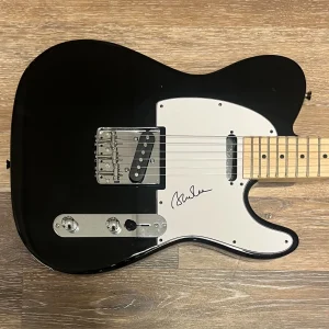 * ALBERT LEE * signed electric guitar * THE CRICKETS * HOGAN'S HEROES * 2