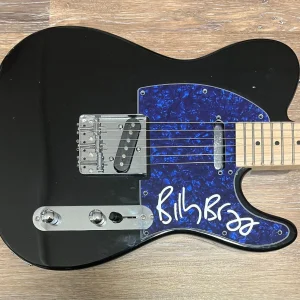 * BILLY BRAGG * signed guitar * BETWEEN THE WARS * 2