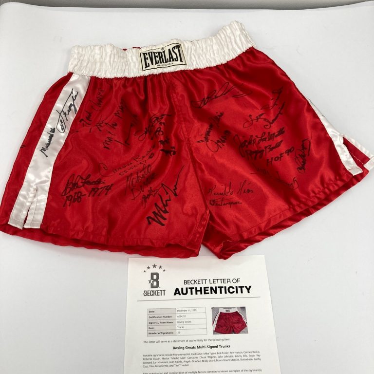 Muhammad Ali Boxing Legends Multi Signed  Everlast Trunks 26 Sigs Beckett COA