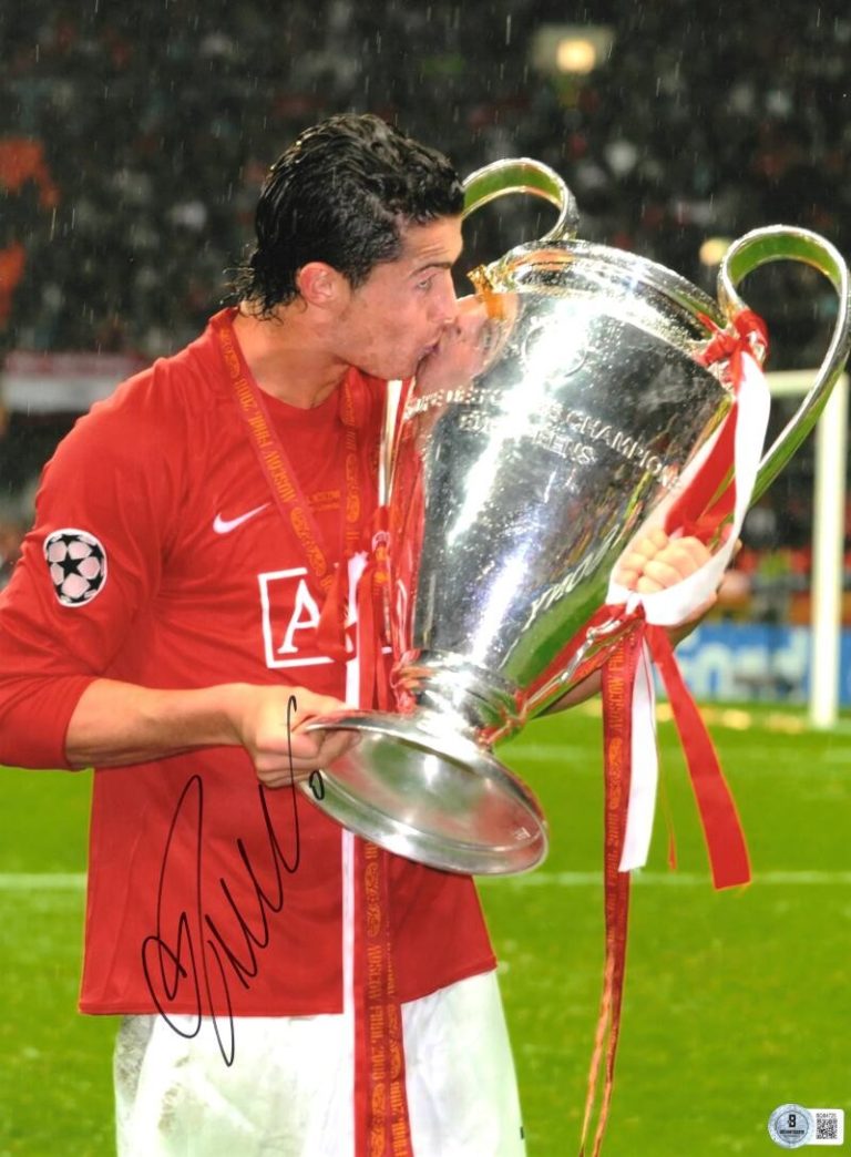 Cristiano Ronaldo Signed Autograph 12x16 Photo - Manchester United Beckett COA