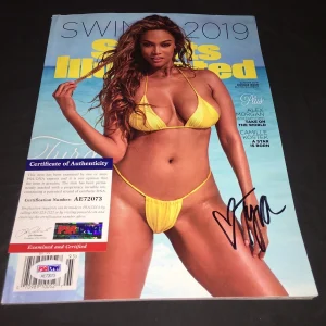 Tyra Banks Signed SI Sports Illustrated Swimsuit Edition Full Mag PSA/DNA #3