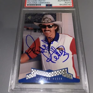 Richard Petty Signed Official Trading Card Slabbed By PSA/DNA