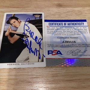 Brooks Robinson Signed Trading Card Baltimore Orioles HOF PSA/DNA #5