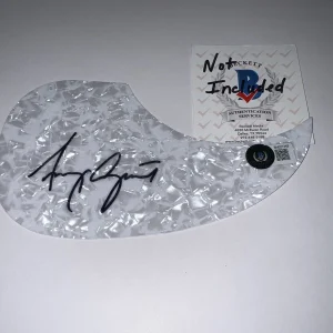 Amy Grant Signed Acoustic Pickguard Country Music Legend Beckett