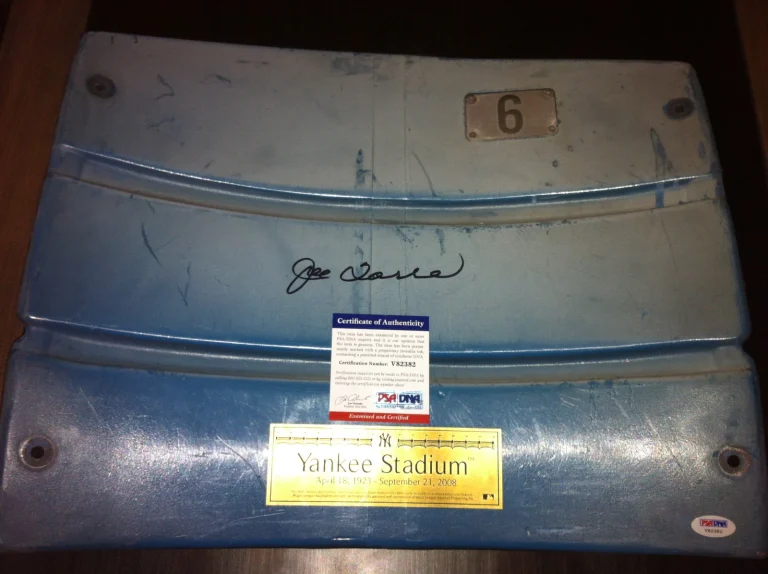 Joe Torre Signed Official Yankee Stadium Seatback Steiner Auth #6 HOF PSA/DNA