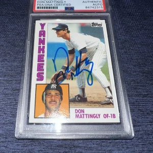 Don Mattingly Signed 1984 Topps Rookie Card New York Yankees PSA/DNA