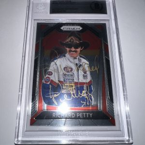 Richard Petty Signed 2020 Panini Prizm NASCAR Legend Beckett Slab