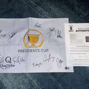 USA Team Signed Official 2022 Presidents Cup Flag Scheffler Speith Finau BAS LOA