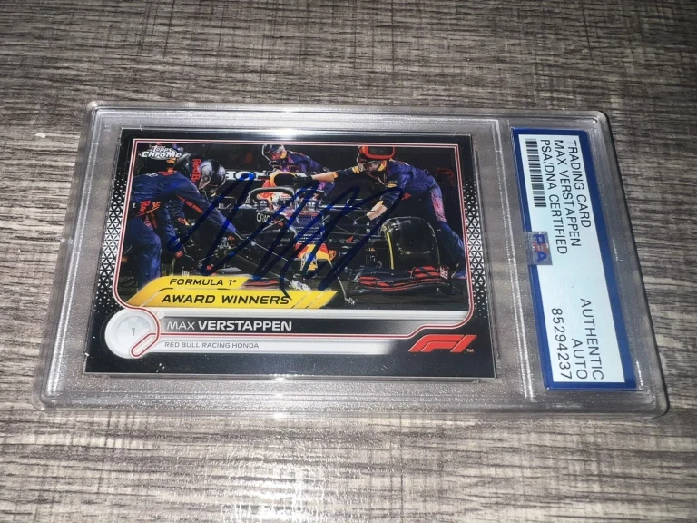 Max Verstappen Signed 2022 Topps Chrome F1 Card #196 Red Bull Racing PSA/DNA